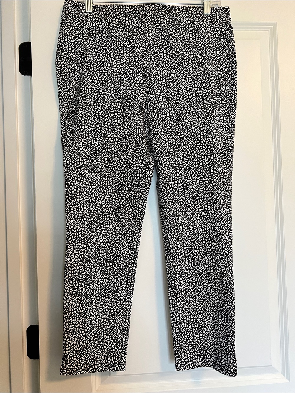 MICHAEL Michael Kors Black and White Printed Ankle Pants
